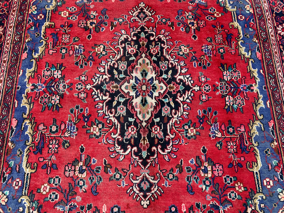 Handgemaakt Perzisch wollen vloerkleed 7x10 - Rood, blauw & ivoorkleurig Perzisch tapijt met bloemenmedaillon - Exacte afmetingen 10'1" x 6'8" - KBHM-821