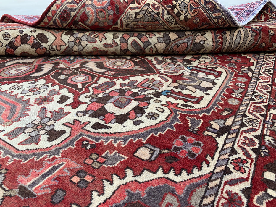 Handgemaakt Perzisch wollen vloerkleed 210x300 - Rood Perzisch stijl kleed met medaillon en ivoorkleurig midden - Exacte afmeting 299 cm x 200 cm - KBHM-826