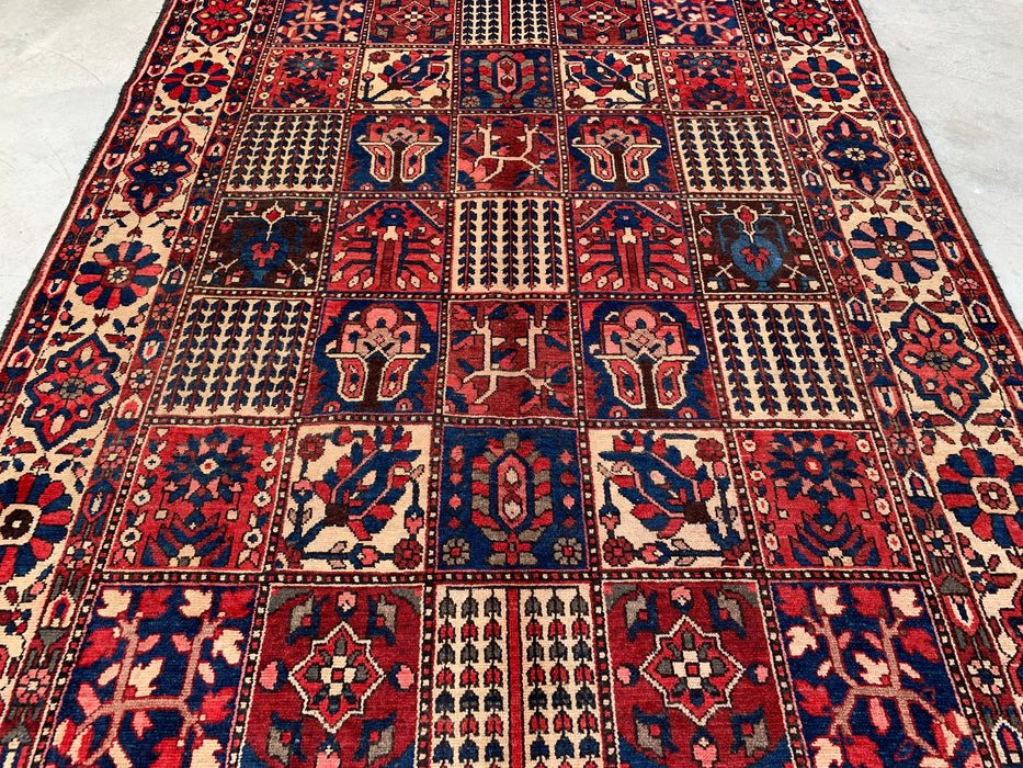 Handgemaakt Perzisch wollen vloerkleed 215x300 - Perzisch stijl tapijt met rode panelen en ivoorkleurige rand - Exacte afmeting 302 cm x 218 cm - KBHM-829