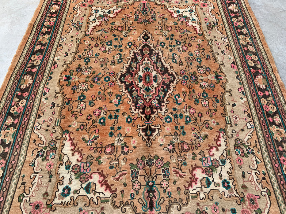 Handgemaakt Perzisch wollen vloerkleed 213x305 cm - Beige Perzisch stijl kleed met bloemmotief en ivoren rand - Exacte afmeting 279 cm x 211 cm - KBHM-837