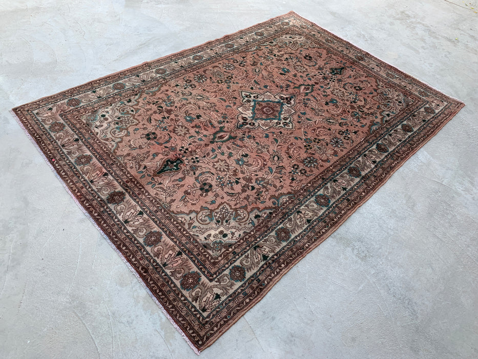 Handgemaakt Perzisch wollen vloerkleed 7x10 - Blush Beige Bloemenmedaillon Perzisch stijl kleed met ivoorkleurige rand - Exacte afmeting 9'6" x 6'7" - KBHM-839