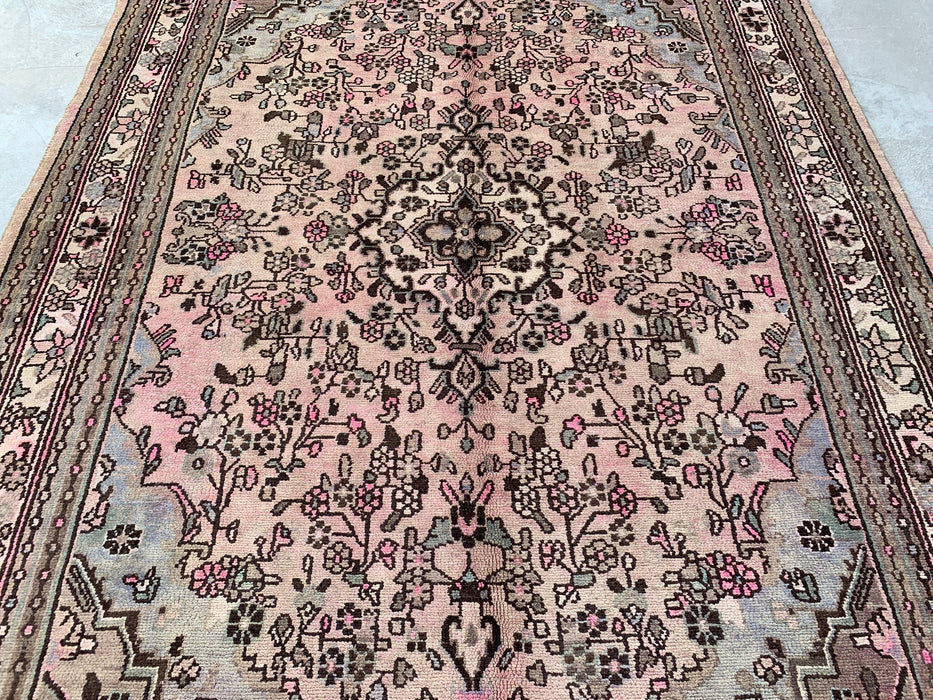 Handgemaakt Perzisch wollen vloerkleed 7x10 - Zachtbeige Perzisch kleed met bloemenmedaillon en ivoorkleurige rand - Exacte afmetingen 9'9" x 7'4" - KBHM-842