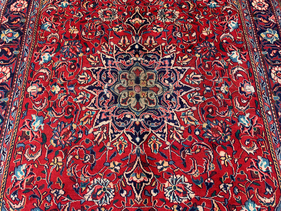 Handgemaakt Perzisch wollen vloerkleed 7x10 - Rood Perzisch tapijt met bloemenmedaillon en marineblauwe rand - Exacte afmeting 9'5" x 7'0" - KBHM-845