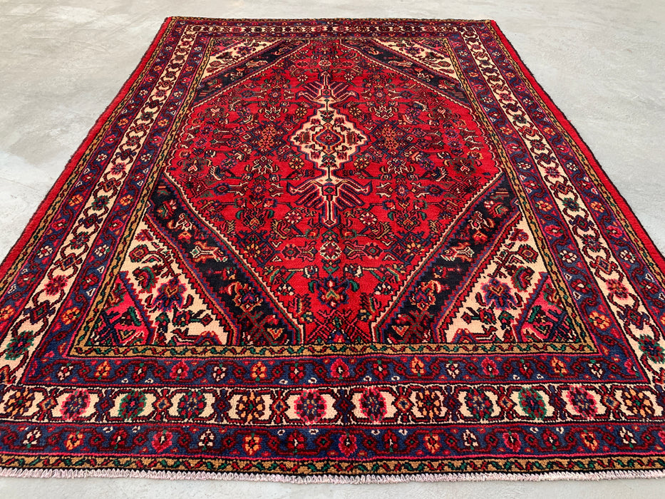 Handgemaakt Perzisch wollen vloerkleed 7x10 - Rood Perzisch tapijt met geometrisch medaillon en ivoorkleurige rand - Exacte afmeting 9'1" x 6'8" - KBHM-851