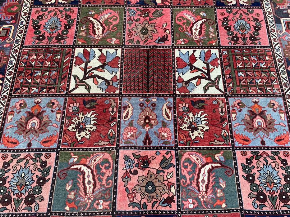 Handgemaakt Perzisch wollen vloerkleed 215x305 cm - Perzisch tapijt met rood paneel en een blauw & grijs tribale rand - Exacte afmeting 307 cm x 213 cm - KBHM-854