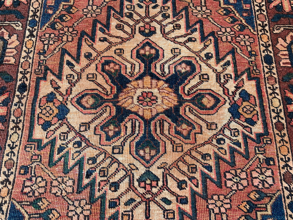 216 cm x 140 cm handgeknoopt Perzisch wollen tapijt - Bruin geometrisch medaillonontwerp met marineblauwe accenten - KBHM-865