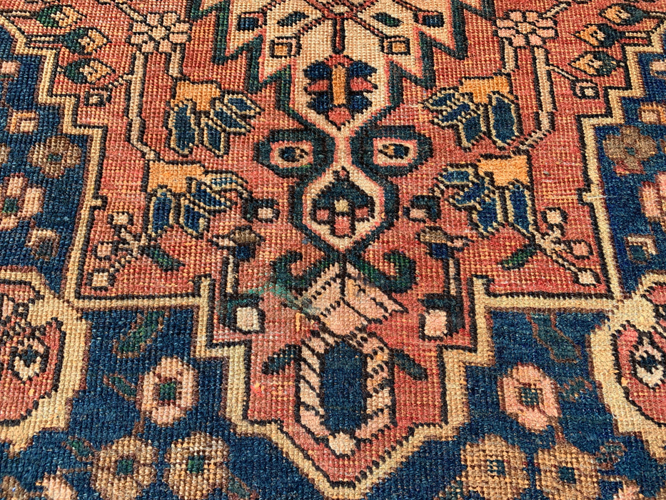 216 cm x 140 cm handgeknoopt Perzisch wollen tapijt - Bruin geometrisch medaillonontwerp met marineblauwe accenten - KBHM-865