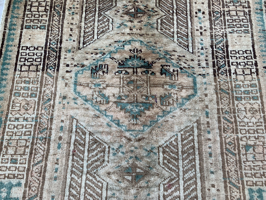 5'6 x 3'6 handgeknoopt Perzisch wollen tapijt - Beige vintage tribaal design met zachtblauwe accenten - KBHM-869
