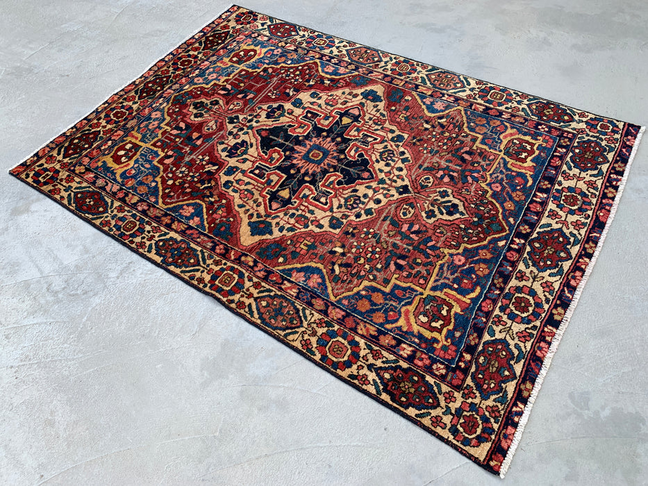 6'6 x 4'6 handgeknoopt Perzisch wollen tapijt - Rood geometrisch medaillonontwerp met ivoorkleurige rand - KBHM-871