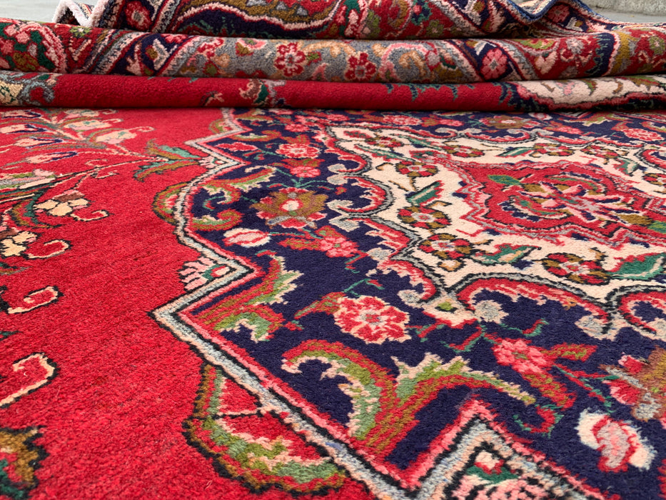 12'8 x 9'6 handgeknoopt Perzisch wollen tapijt - Rood bloemenmedaillonontwerp met ivoorkleurige rand - KBHM-875