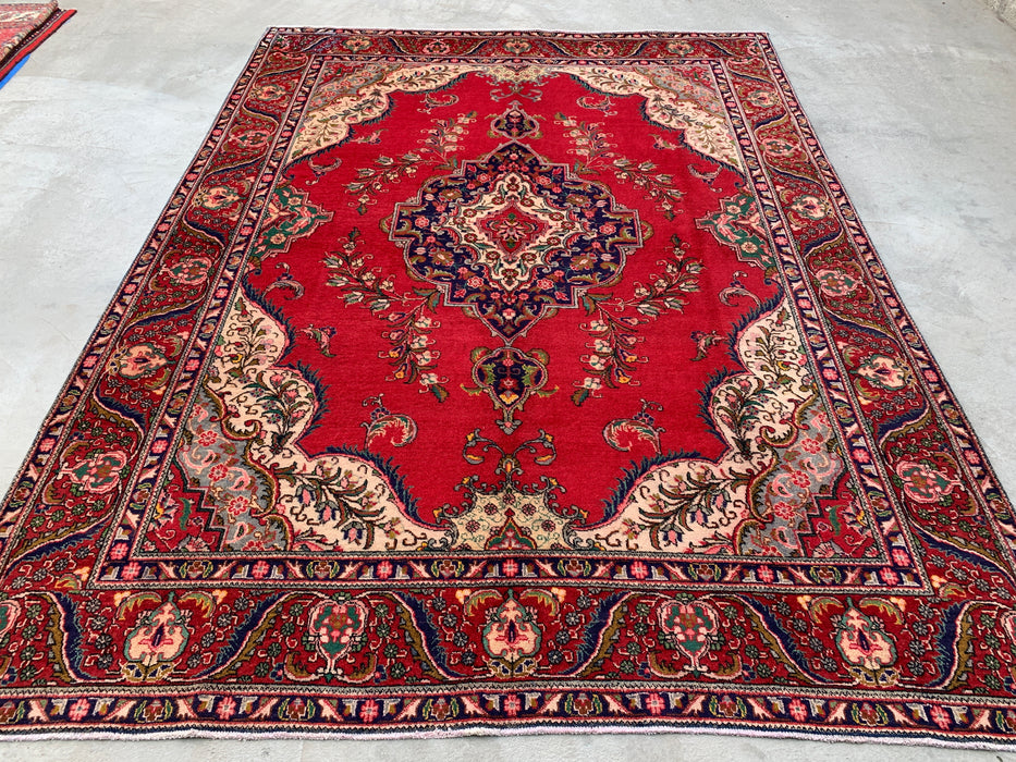 12'8 x 9'6 handgeknoopt Perzisch wollen tapijt - Rood bloemenmedaillonontwerp met ivoorkleurige rand - KBHM-875