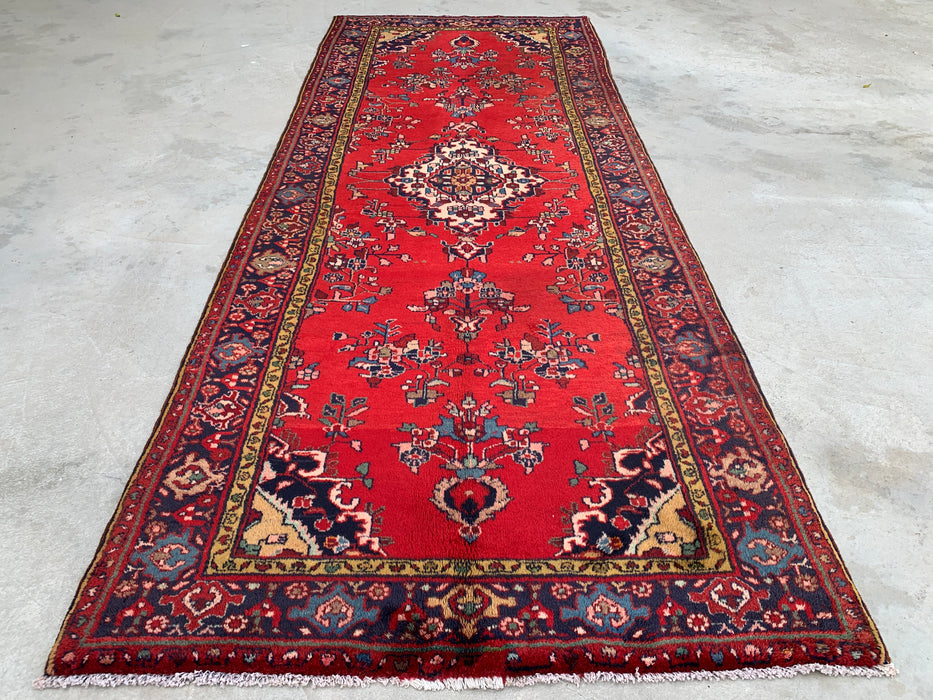 9'6 x 3'9 Handgeknoopt Perzisch wollen loper - Rood bloemenmedaillonontwerp met marineblauwe rand - KBHM-880