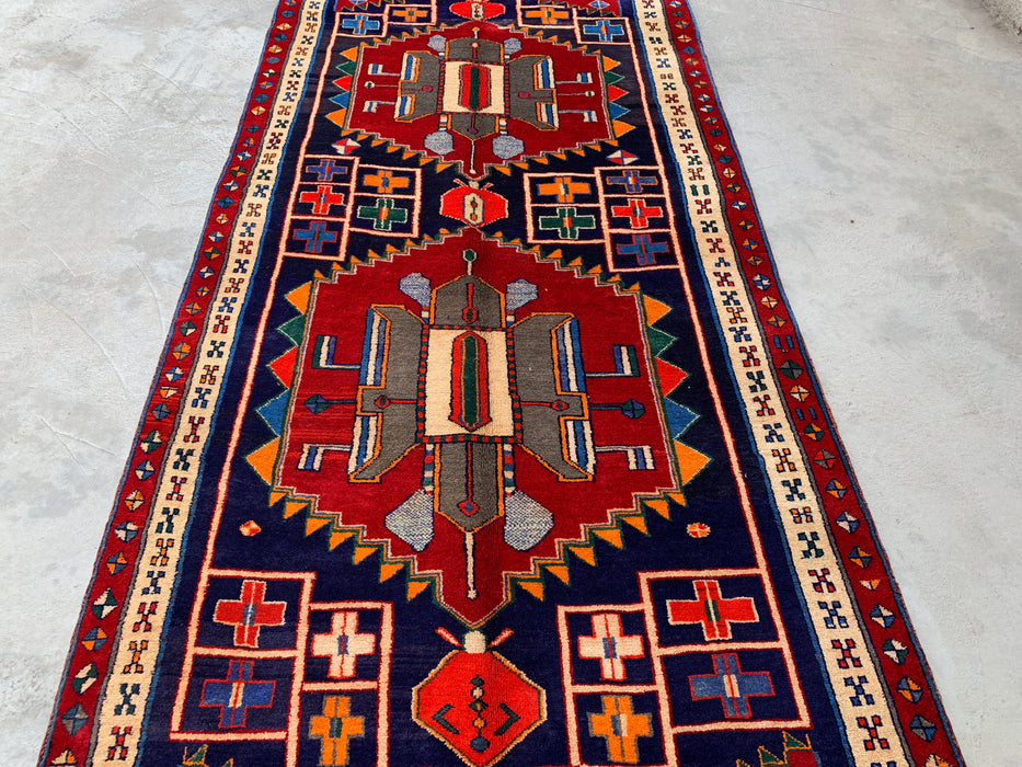 10'1 x 4'7 Handgeknoopt Perzisch wollen loper - Marineblauw geometrisch tribaal ontwerp met rode accenten - KBHM-884