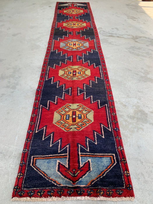 13'0 x 2'8 handgeknoopt Perzisch wollen loper - Marineblauw geometrisch tribaal ontwerp met rode motieven - KBHM-890