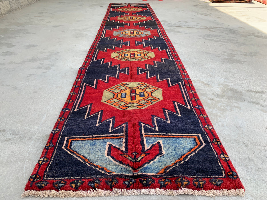 13'0 x 2'8 handgeknoopt Perzisch wollen loper - Marineblauw geometrisch tribaal ontwerp met rode motieven - KBHM-890