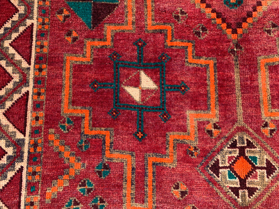 9'10 x 4'11 handgeknoopt Perzisch wollen tapijt - Rood geometrisch tribaal ontwerp met ivoorkleurige rand - KBHM-891
