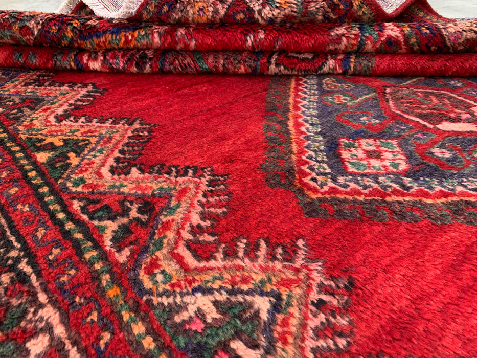 9'2 x 5'2 handgeknoopt Perzisch wollen tapijt - Rood tribaal medaillonontwerp met marineblauwe accenten - KBHM-908