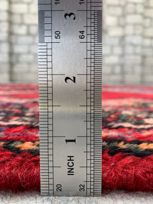 9'2 x 5'2 handgeknoopt Perzisch wollen tapijt - Rood tribaal medaillonontwerp met marineblauwe accenten - KBHM-908