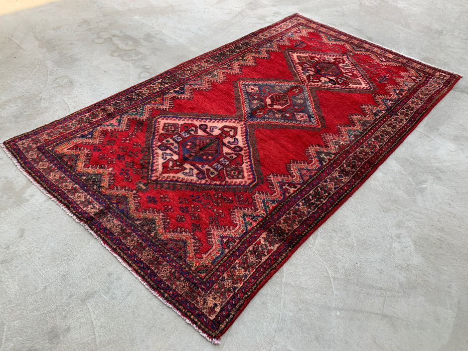 9'2 x 5'2 handgeknoopt Perzisch wollen tapijt - Rood tribaal medaillonontwerp met marineblauwe accenten - KBHM-908