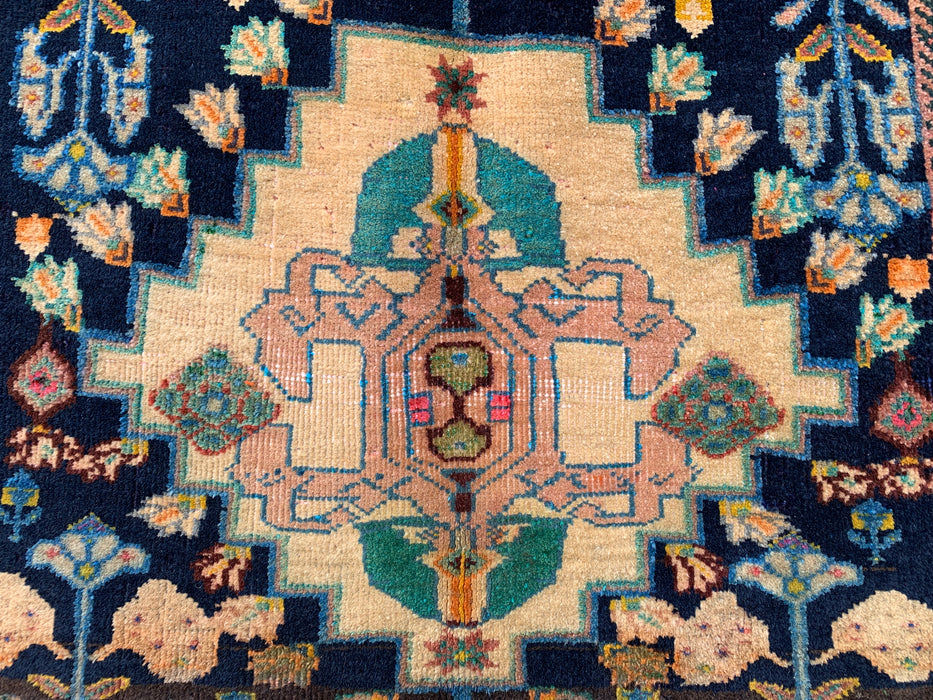 4'2 x 3'1 handgeknoopt Perzisch wollen tapijt - Marineblauw veld met ivoorkleurig geometrisch bloemendesign - KBHM-956