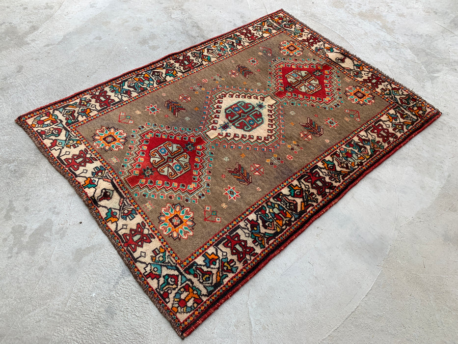 4'10 x 3'5 Handgeknoopt Perzisch wollen tapijt - Taupe geometrisch tribaal ontwerp - KBHM-997