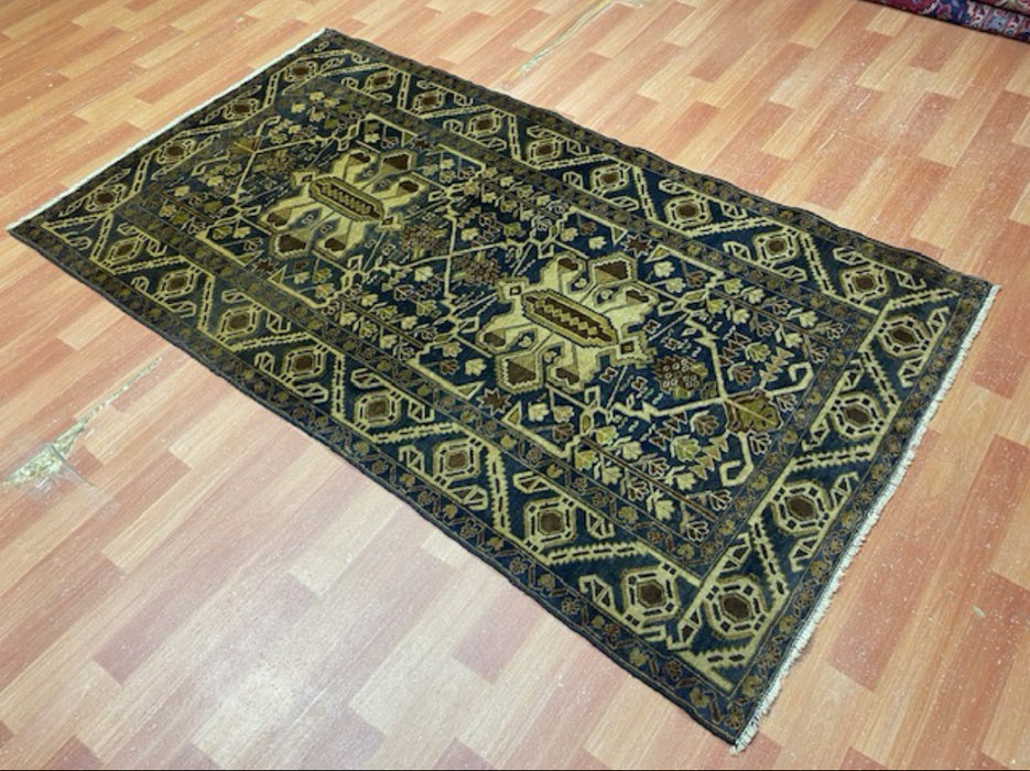 114 cm x 203 cm Handgeknoopt tribaal wollen vloerkleed – marineblauw & beige geometrisch patroon