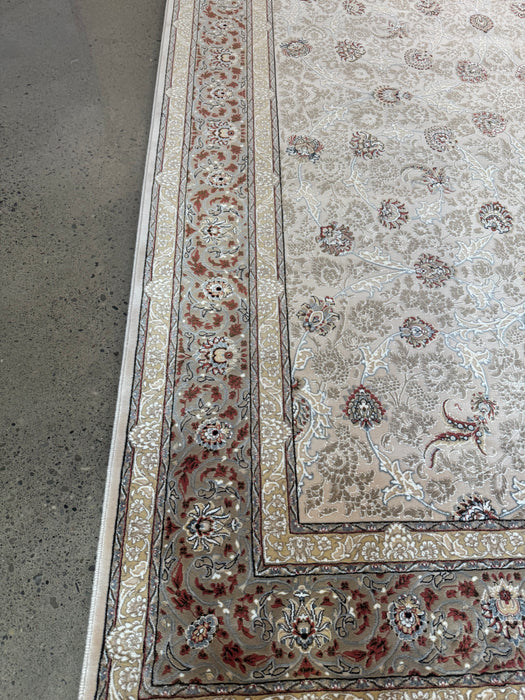 Luxe Perzisch machinaal vervaardigd tapijt – Beige / Roestkleurige bloemenrand – 215 x 305 cm
