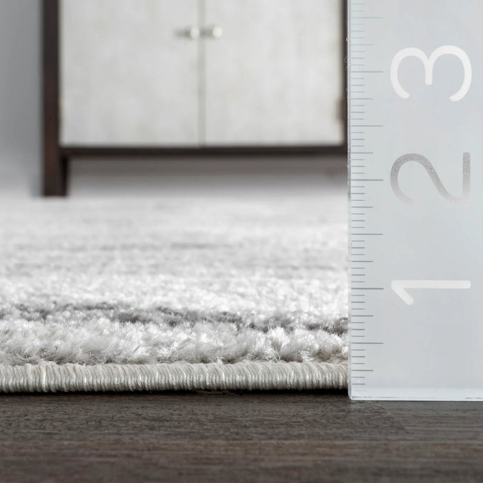 Modern Diamond Grid Area Rug – Ivory / Grey – 8' x 11'