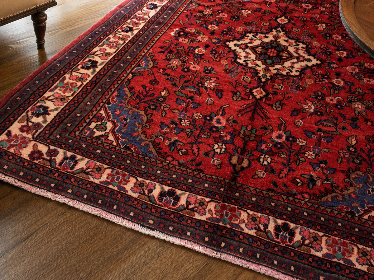 9'3" x 6'7" Handmade Persian Wool Rug wool texture and pattern detail