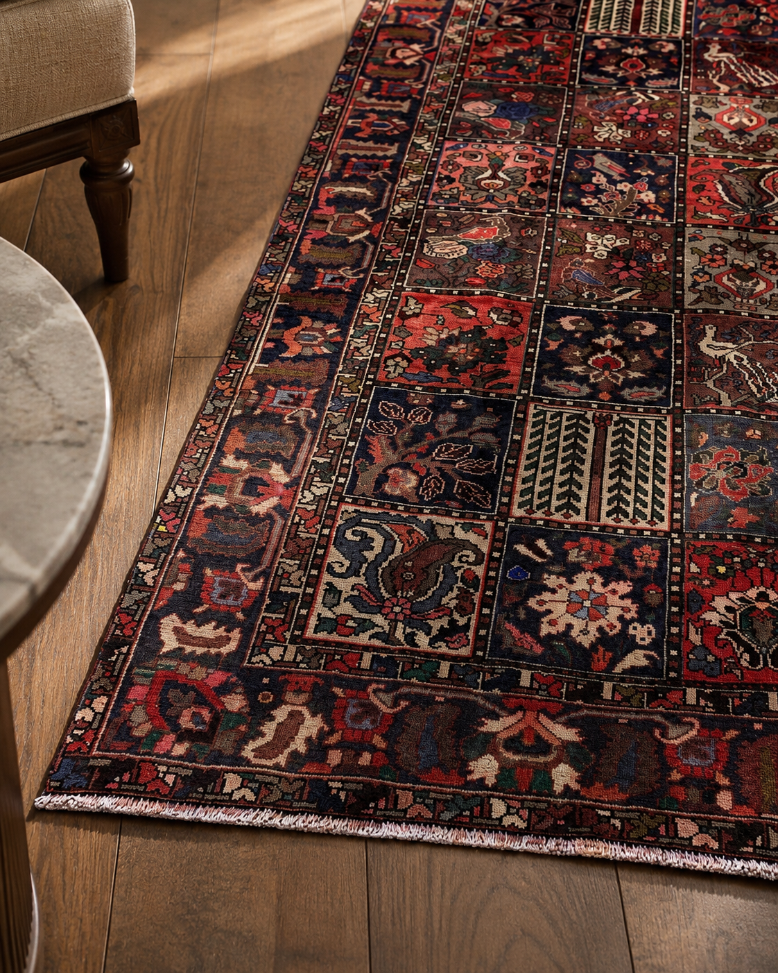 10'1" x 6'8" Handmade Persian Wool Rug wool texture and pattern detail