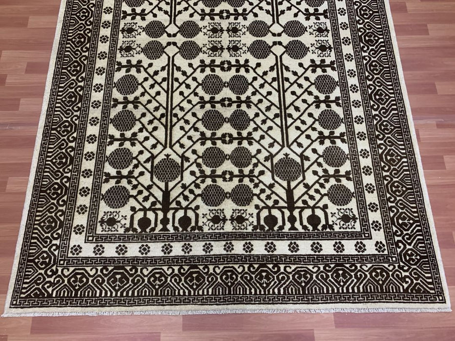 7'x10' Hand-Knotted Chobi Ivory/Brown Area Rug – KB Rugs