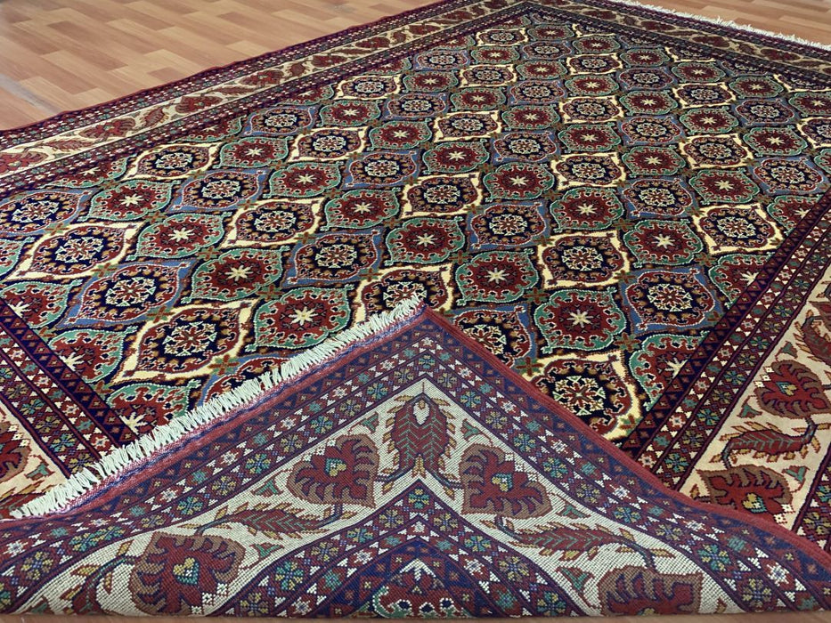 7' x 10' Tribal Hand Knotted 100% Wool Area rug
