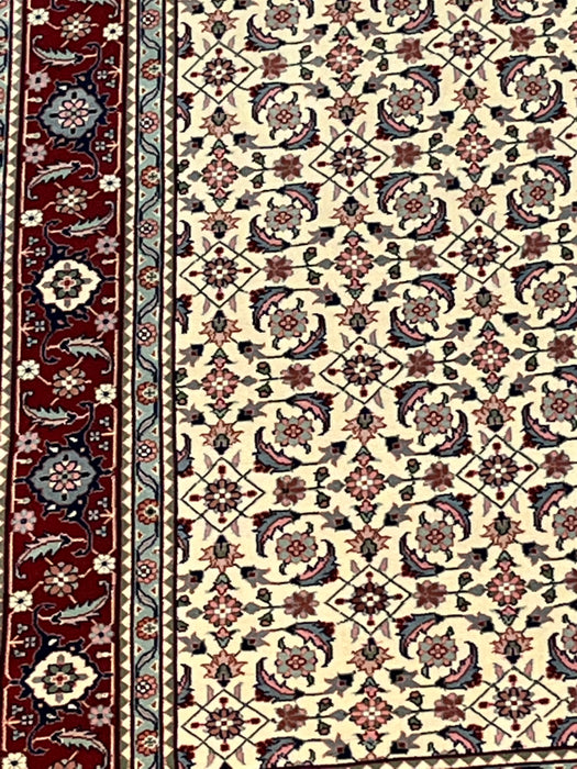 6’5x6’5 indo persian square 100% wool area rug