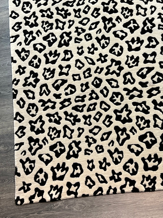 8'x10' Hand-Knotted Nepali Black/Ivory Area Rug – KB Rugs