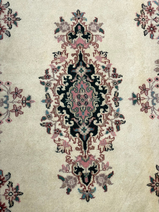 Indo-Perzisch handgeknoopt vloerkleed van 4'x6'